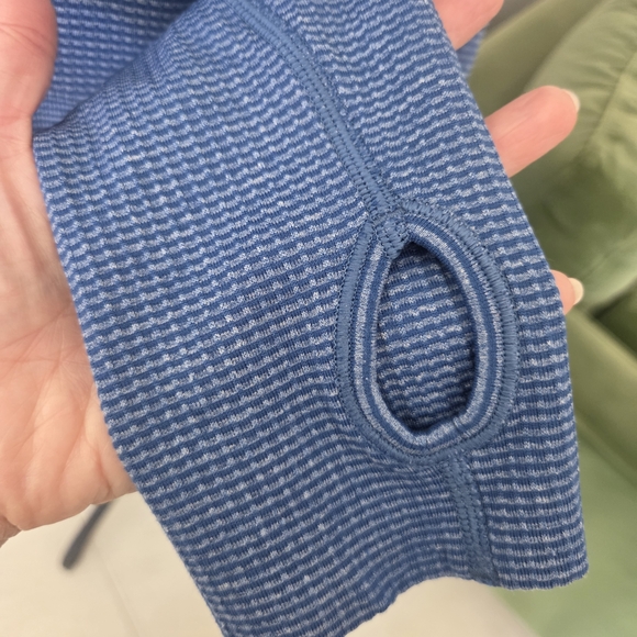 Lululemon Run: Swiftly Tech 1/2 Zip Pullover Tonka Stripe Heathered Blue Size 12 - Picture 7 of 11